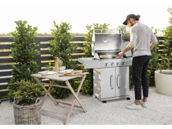 Barbecue gaz en inox avec 5 brûleurs dont 1 latéral 
