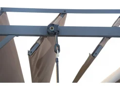 Pergola bioclimatique en tissu