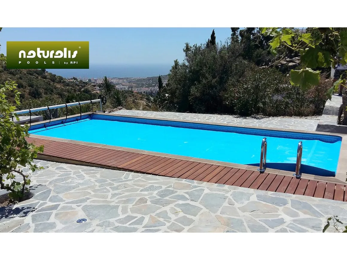 Piscine béton aspect bois en kit rectangle " Naturalis " - 7.5 x 3.24 x 1.28 m