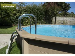 Piscine béton aspect bois en kit décagonale allongée 