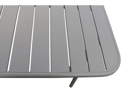 Table et chaises de jardin en métal 
