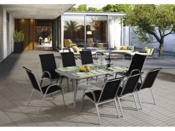 Table et chaises de jardin en textilène 